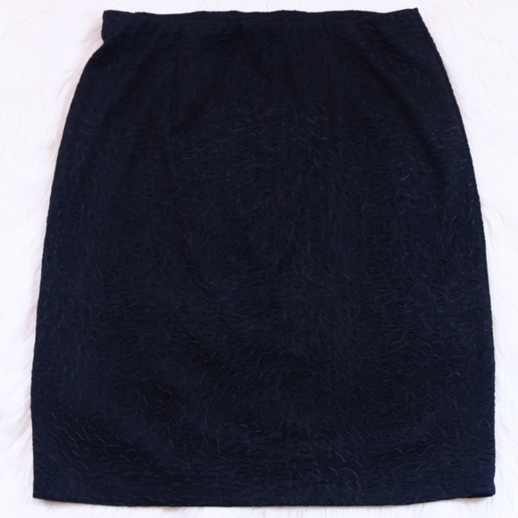 Cato Dresses & Skirts - Cato Black Leopard Print Textured Pencil Skirt